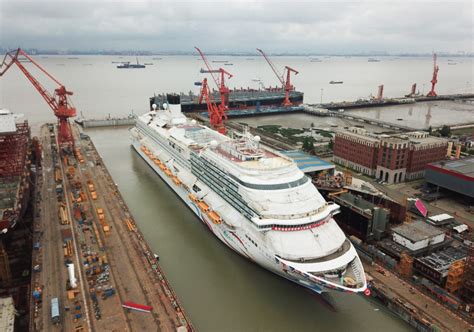 Photos : Le premier navire chinois de croisière à quai à Shanghai ...
