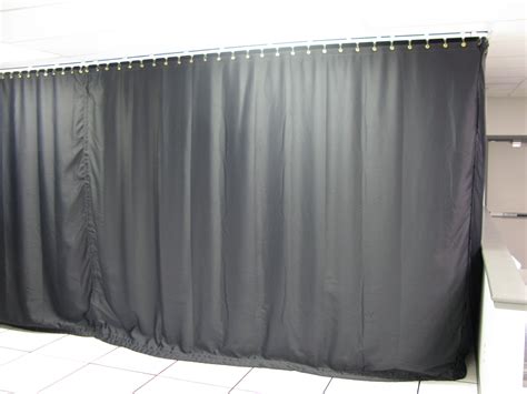 Industrial Soundproofing Curtains | Folding Sound Curtains