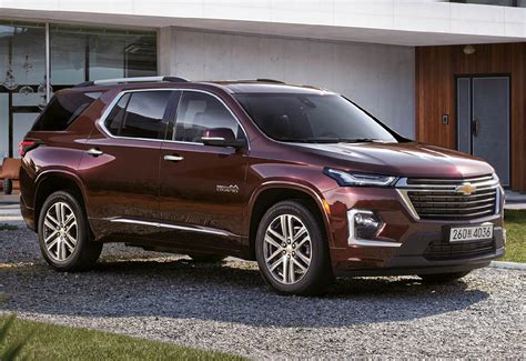 2022 Chevy Traverse Interior