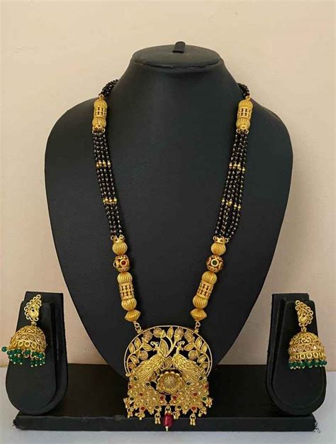 Long Golden Mangalsutra Buy Online For Weddings – Gehna Shop