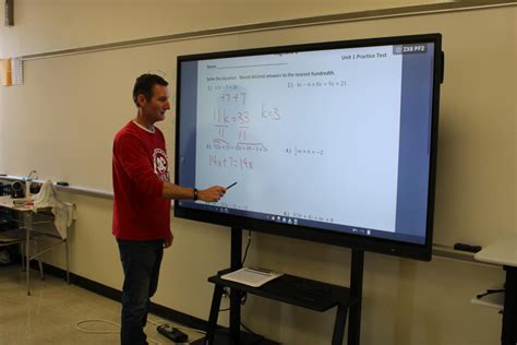 Q&A: Math Teacher Kevin Reed Discusses Teaching – LHS Magpie