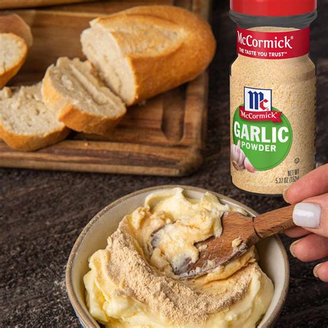 McCormick Garlic Powder - Shop Herbs & spices at H-E-B