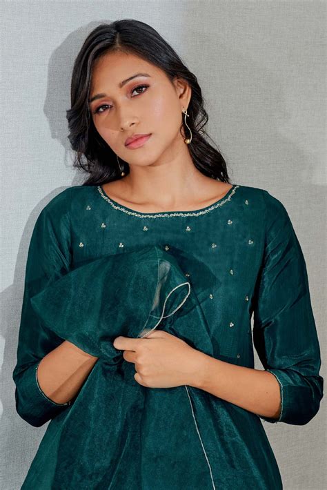 Erina Kurta Set – House of Ayuda