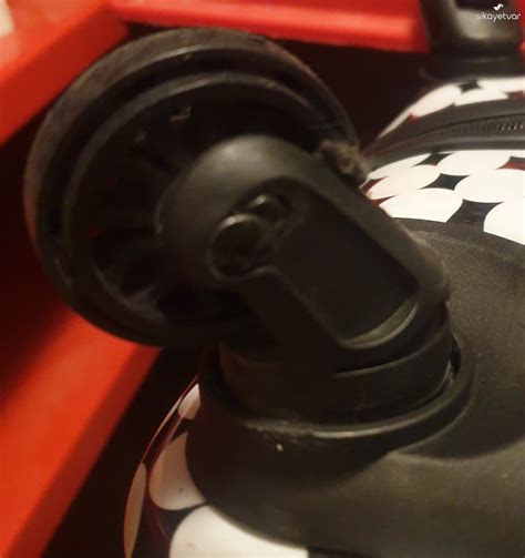 Samsonite Disney Travel Luggage Wheels Broken — Poor Service - Xolvie