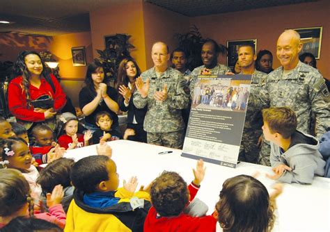 Army Family Covenant Signed in Vicenza | Article | The United States Army