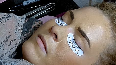 Eyelash Extensions Tutorial 的图像结果