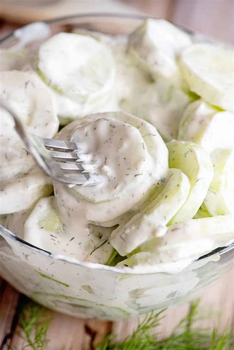 Creamy Cucumbers Salad With Dill and Sour Cream - Southern Plate ...