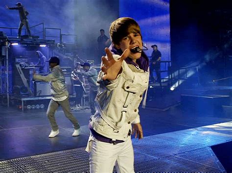 10 Best Justin Bieber Songs of All Time - Singersroom.com