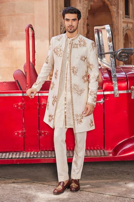 Buy Ivory Silk Embroidery Shaheen Embellished Sherwani Set For Men by ...