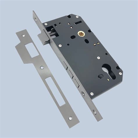 LOCK BODY THREE BULLET - PearlMetal