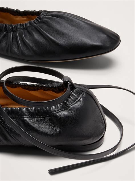 Ruched Leather Ballet Flat | Banana Republic