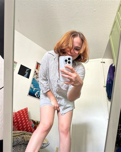 Emma Clarke (@biology.emma) • Instagram photos and videos