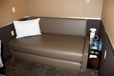 Minute Suites at Philadelphia International Airport | Amex US