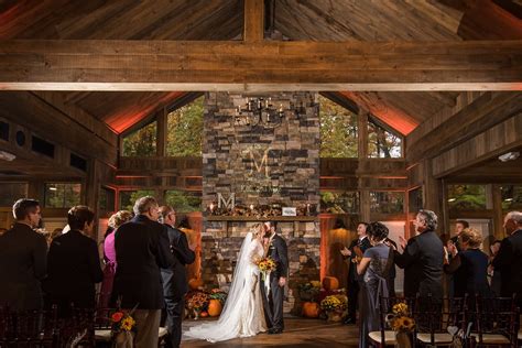 Weddings | Birch Wood Vineyards