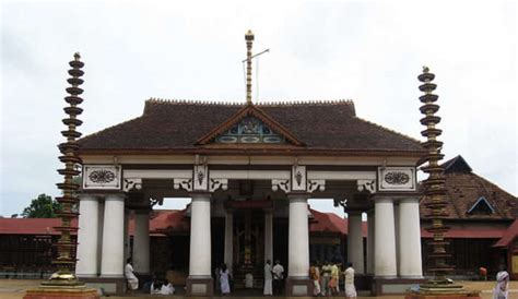 9 Holy Temples In Ernakulam You Must Visit For A Spiritual Experience