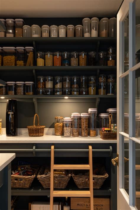 Walk-In Pantry Design Ideas 的图像结果