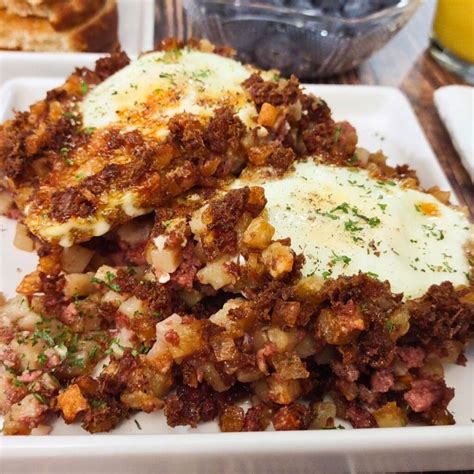Hormel Canned Corned Beef Hash in the Air Fryer w/ Eggs! - Dinners Done ...