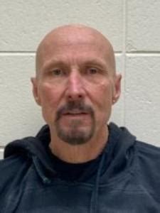 Robert Macemon, a registered in watertown, wi 53098 at Offender Radar