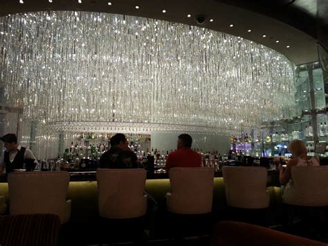 Cosmopolitan Las Vegas Chandelier Bar Pictures | cupitonians