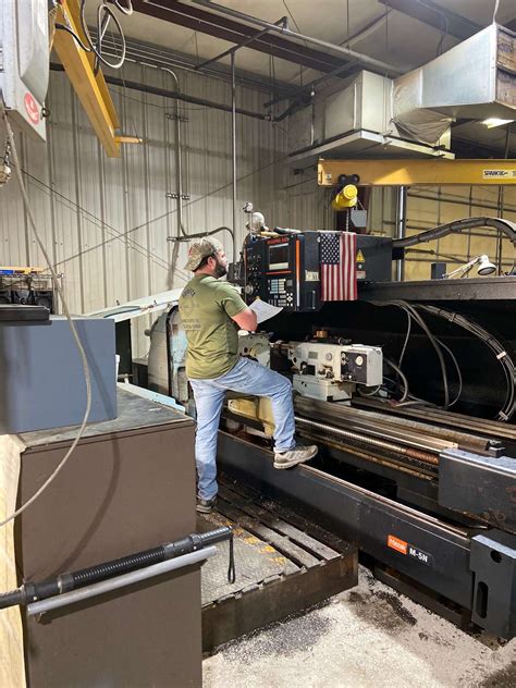 Computer Service Machine 的图像结果