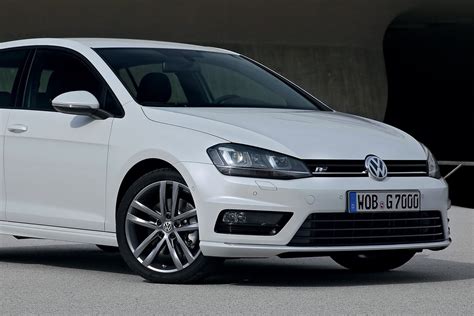 New Volkswagen Golf R-Line Revealed - autoevolution
