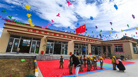 向世界讲述真实的西藏——记外国媒体人士赴藏采访之行 - 中国日报网