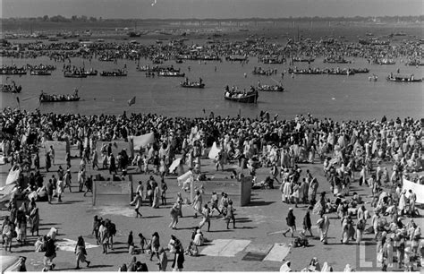 1954 Kumbh Mela in Allahabad, Uttar Pradesh - 70 Photographs - Old ...