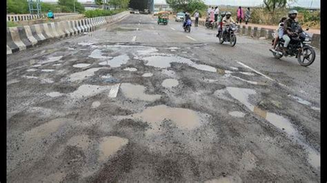 Gurugram: Sector 102/102A road worth ₹15.48-cr deteriorates within six ...