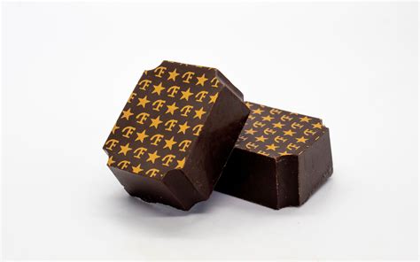 Tennessee Waltz Whiskey Chocolates 8 Pack – Tempered Fine Chocolates