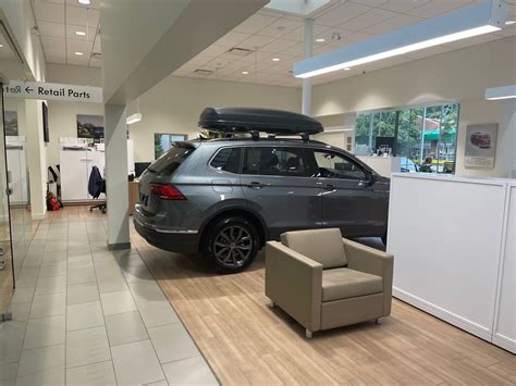 Capilano Volkswagen Office Photos