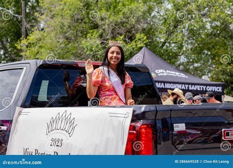 Sunny View of the Parade of Porter Peach Festival Editorial Stock Photo ...