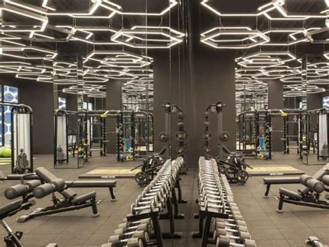 LED Lighting at the Gym 的图像结果