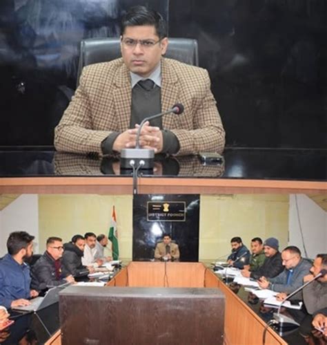 DC Poonch emphasizes the need for executing agencies to eliminate ...