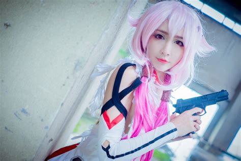 罪恶王冠楪祈白色战斗服cosplay(10) - 儿童画简笔画图片 - 哇图网