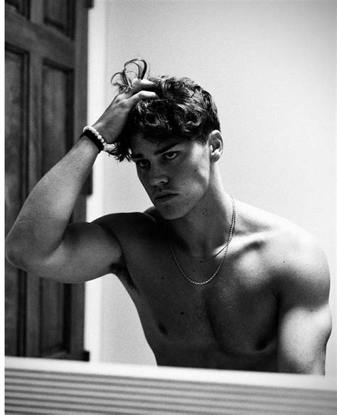 Noah Beck Wallpapers - Top Free Noah Beck Backgrounds - WallpaperAccess