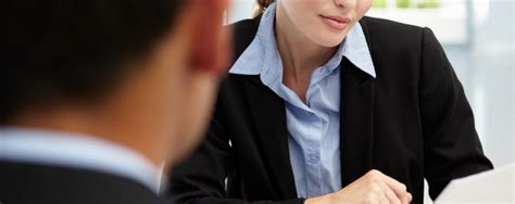 Interviewer Interviewee 的图像结果