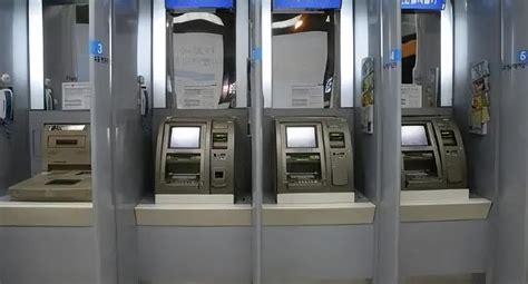数字人民币在ATM机上能取现 省内少数银行“尝鲜” - 经济要闻 - 新湖南