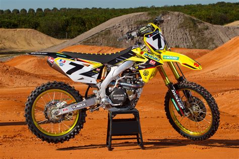 James Stewart's Team Yoshimura Suzuki Racing RM-Z450 - Yoshimura Suzuki ...