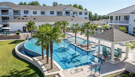 Photo Gallery | Luxury Apartments in Virginia Beach, VA | Southern Pines