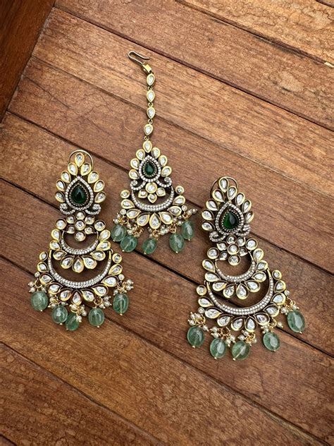 Victorian chandbalis with mangteeka – Alluring Accessories