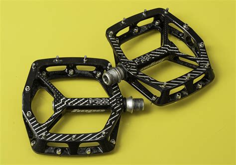 Finest mountain bike flat pedals reviewed and rated by consultants ...