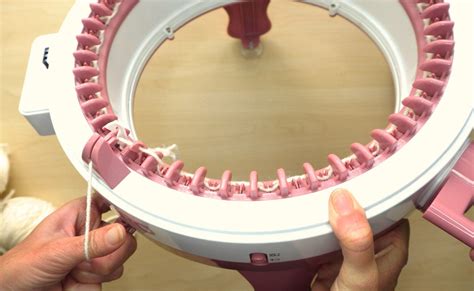 How to Thread A Sentro Knitting Machine 的图像结果