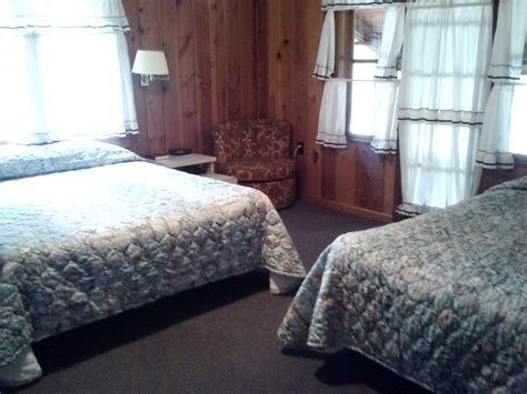 Gallery Style 1 – Lost Trail Hot Springs