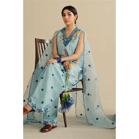 FRENCH BLUE OUTFIT | DYOT | Monsoon' 25 – Chaand Tara
