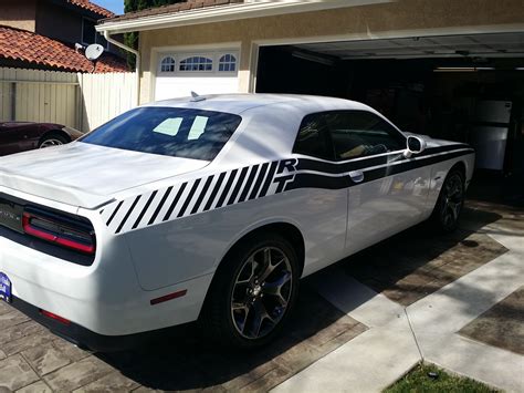 dodge challenger stripes ideas