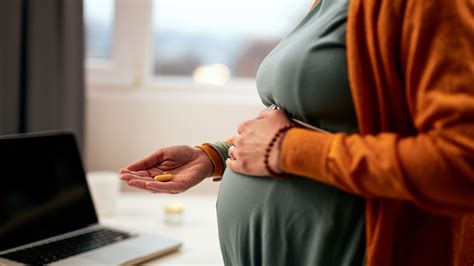 Are Antidepressants Like Zoloft and Prozac Safe When Pregnant? - GoodRx