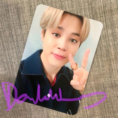 Army Bomb Lightstick v4 BTS Photocards (Map of the Soul edition), Hobbies & Toys, Memorabilia ...