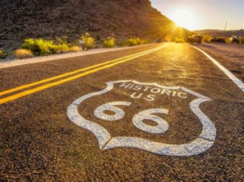 Most famous roads in world Americas route 66 is famous all over the ...