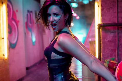 Demi Lovato In "Cool For The Summer" Official video & Photos ...