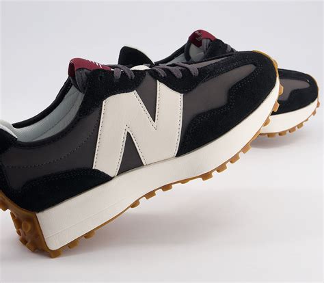 New Balance 327 Trainers Black - Unisex Sports